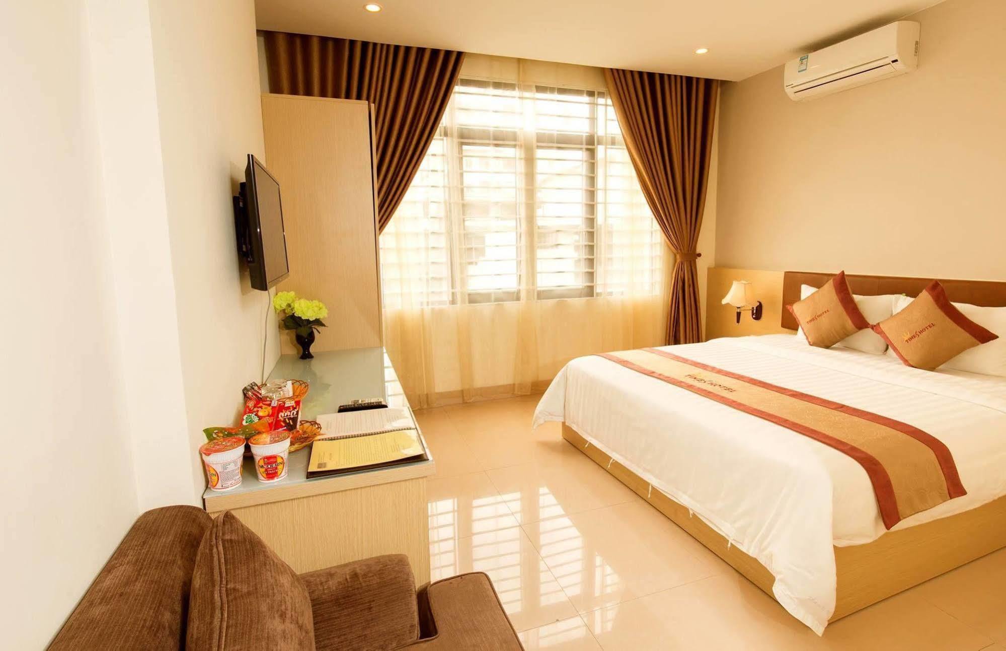 Times Hotel Hoan Cau Hanoi Exterior photo